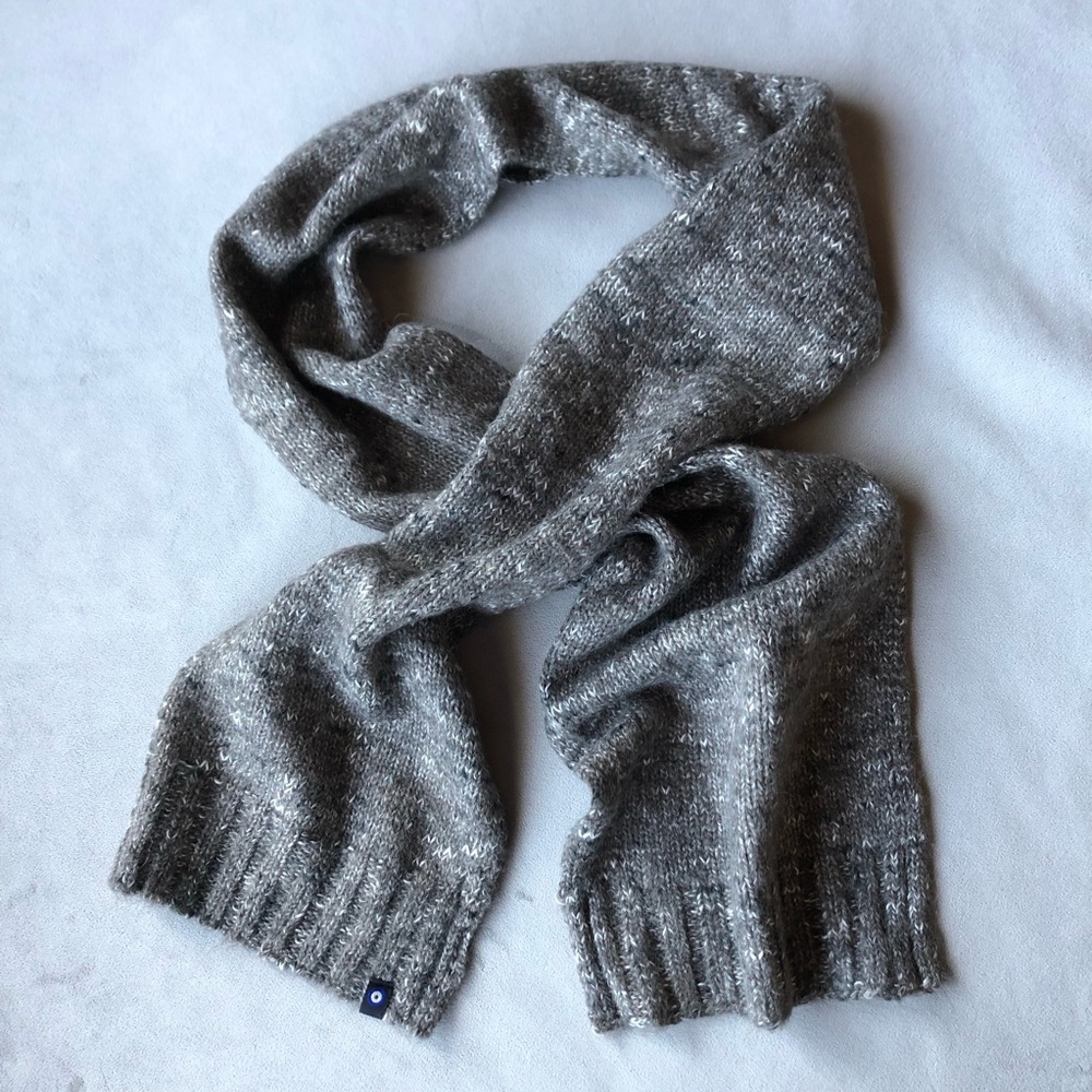 Ben Sherman ~ Winter Scarf ~ 10” x 70”